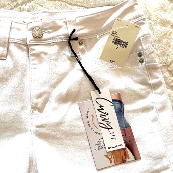 NWT Ymi Womens High Rise 3" White Denim Short - Picture 8 of 11